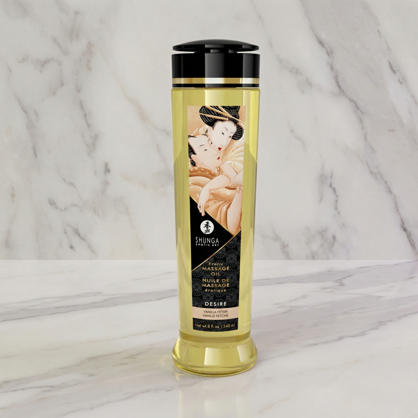 Shunga Desire massage olie fles van 240ml op witte achtergrond