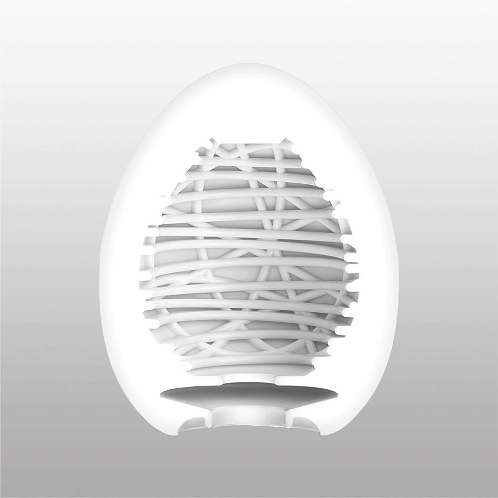 Zijaanzicht Tenga-Egg Silky 2 toont compacte afmetingen en discrete uitstraling